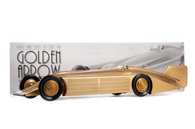 Lot 1053 - A SCHYLLING COLLECTOR SERIES TIN PLATE MODEL OF 1929 LAND SPEED RECORD CAR 'GOLDEN ARROW'