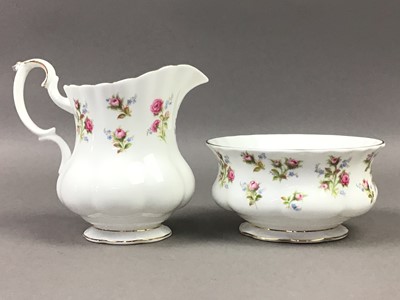 Lot 20 - A GROUP OF 19TH CENTURY AND LATER CERAMICS