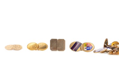 Lot 1295 - A COLLECTION OF GOLD AND OTHER CUFFLINKS