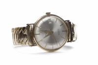 Lot 801 - Amendment- this is a nine carat gold watch on...
