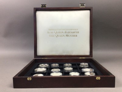 Lot 351 - A CASED SET OF SILVER COMMEMORATIVE COINS