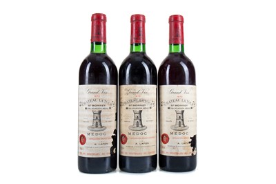 Lot 113 - 3 BOTTLES OF CHATEAU LATOUR ST BONNET 1972 PREMIER CRU BOURGEOIS MEDOC 75CL