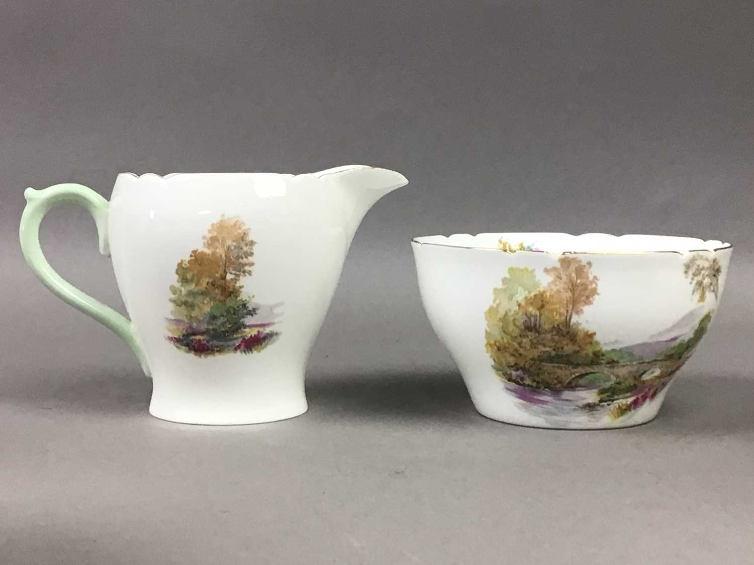 Lot 606 - A SHELLEY 'HEATHER' PATTERN TEA SERVICE