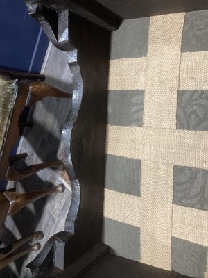 Lot 856 - A SET OF SIX AND A SMALLER PAIR OF 18TH CENTURY WALNUT URN BACK DINING CHAIRS OF QUEEN ANNE DESIGN