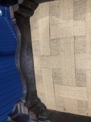 Lot 856 - A SET OF SIX AND A SMALLER PAIR OF 18TH CENTURY WALNUT URN BACK DINING CHAIRS OF QUEEN ANNE DESIGN