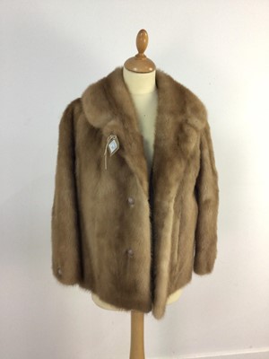Lot 237 - A LADY'S MINK FUR JACKET AND OTHER FURS