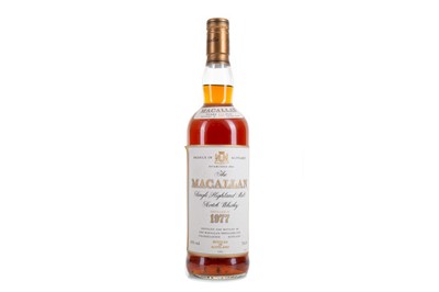 Lot 74 - MACALLAN 1977 18 YEAR OLD