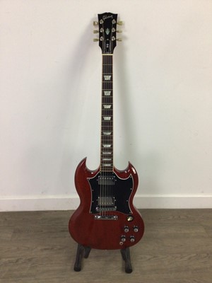 Lot 664 - A GIBSON SG ELECTRIC GUITAR