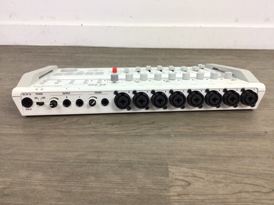 Lot 676 - ZOOM R16 RECORDER: INTERFACE: CONTROLLER