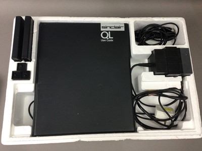 Lot 955 - A SINCLAIR QL COMPUTER