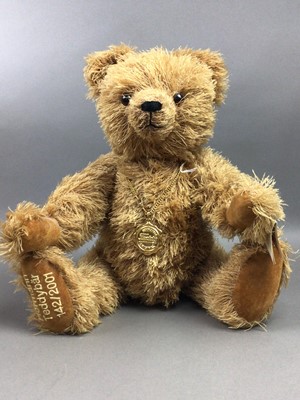 Lot 415 - A HERMANN TEDDY BEAR