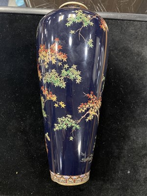 Lot 1117 - A JAPANESE CLOISONNE ENAMEL VASE