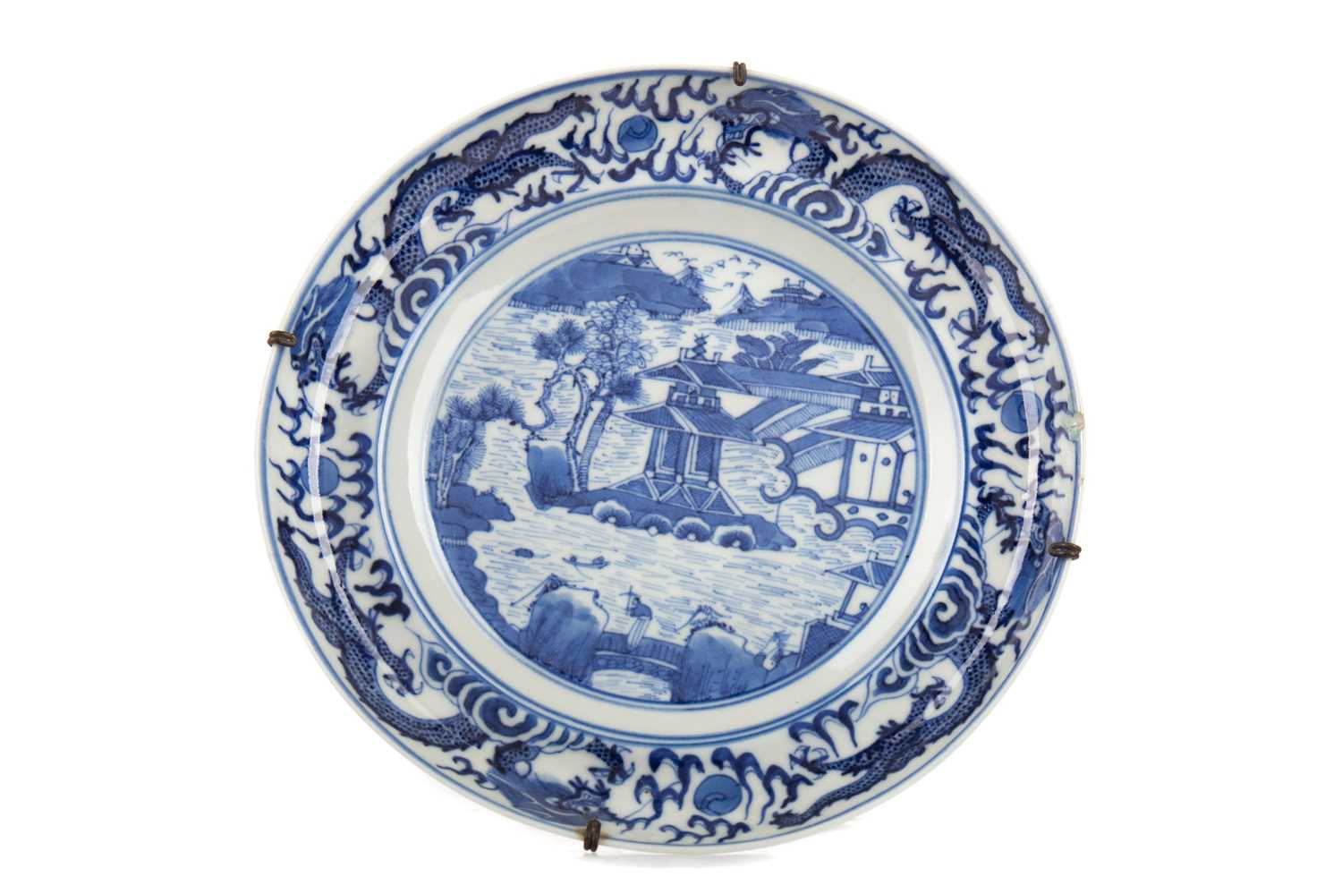 Lot 1133 - A 19TH CENTURY CHINESE BLUE AND WHITE CIRCULAR PLATE