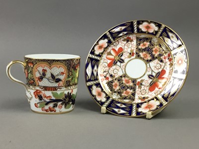 Lot 485 - A ROYAL CROWN DERBY CUP AND SAUCER AND OTHER TEA WARE