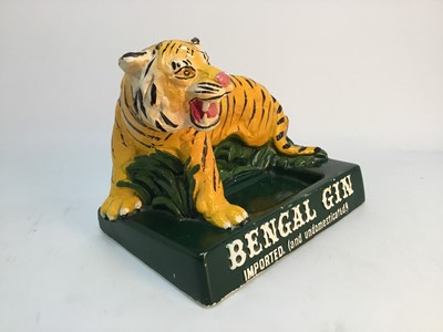 Lot 43 - A VINTAGE ADVERTISING BENGAL GIN BOTTLE STAND