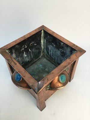 Lot 88 - AN ARTS & CRAFTS HAMMERED COPPER PLANTER