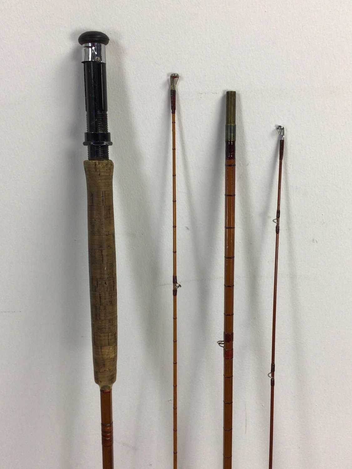 Lot 4 - A LOT OF SIX FISHING RODS