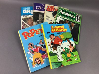 Lot 659 - A COLLECTION OF TV, FILM AND COMIC ANNUALS