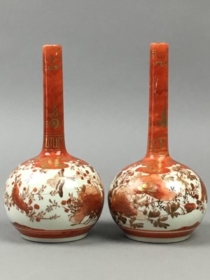 Lot 78 - A PAIR OF EARLY 20TH CENTURY JAPANESE KUTANI VASES AND OTHER ITEMS