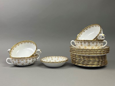 Lot 79 - A SPODE FLEUR DE LYS BREAKFAST SET