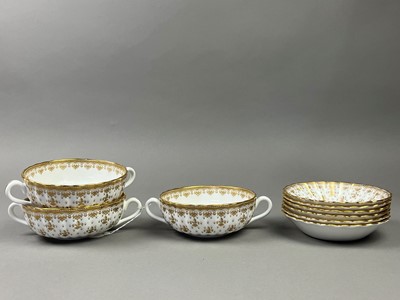 Lot 79 - A SPODE FLEUR DE LYS BREAKFAST SET