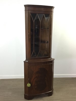 Lot 200 - A PAIR OF REPRODUCTION MAHOGANY BOOKCASES AND A DISPLAY CABINET