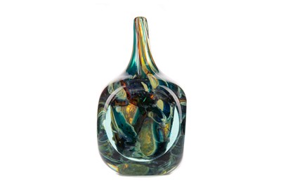 Lot 362 - ERIC DOBSON FOR MDINA GLASS, A CUBE VASE