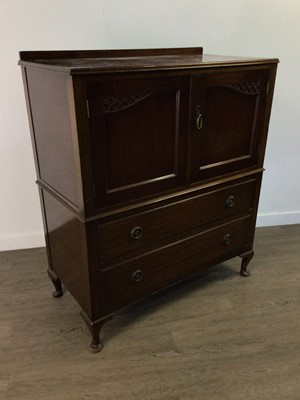 Lot 224 - AN EARLY 20TH CENUTRY MAHOGANY CUPBOARD CHEST AND A DISPLAY CABINET