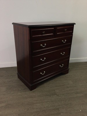 Lot 221 - A MODERN WARDROBE AND CHEST OF DRAWERS