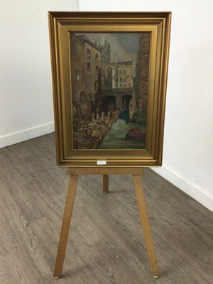 Lot 100 - AN EARLY 20TH CENTURY OIL PAINTING, AN ETCHING AND AN EASEL