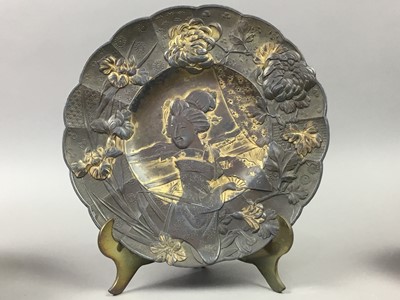 Lot 236 - A JAPANESE CAST METAL CIRCULAR PLAQUE AND OTHER ITEMS