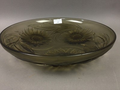 Lot 132 - A FRENCH ART DECO GLASS BOWL BY VERLYS