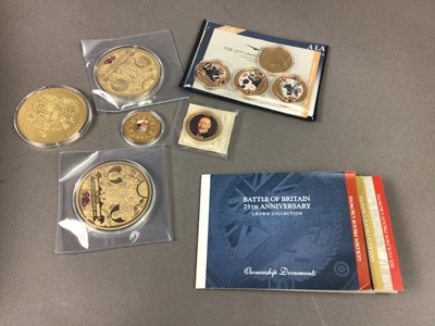Lot 27 - A COLLECTION OF COMMEMORATIVE CROWNS AND FURTHER COINS