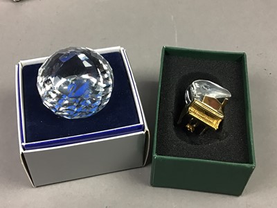 Lot 91 - A COLLECTION OF SWAROVSKI CRYSTAL MEMORIES MODELS