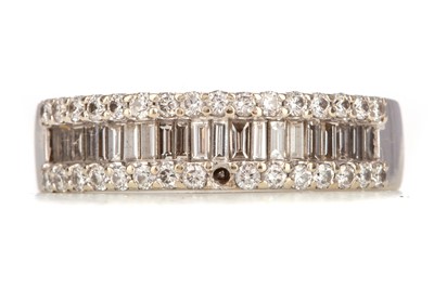 Lot 513 - A DIAMOND BAND