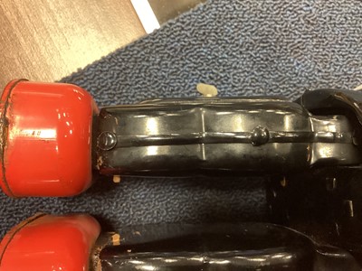 Lot 911 - A RARE JAPANESE 'ROBBY THE ROBOT' MECHANISED TOY ATTRIBUTED TO NOMURA