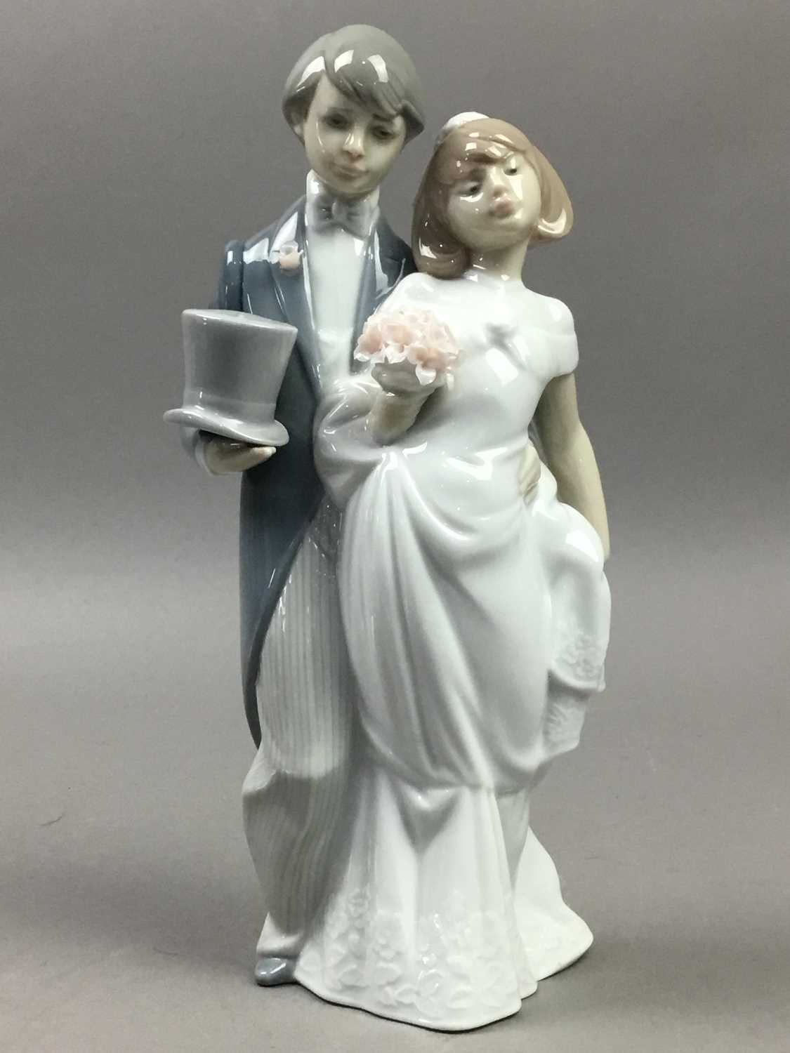 Lot 349 - A LLADRO FIGURE OF 'WEDDING BELLS'