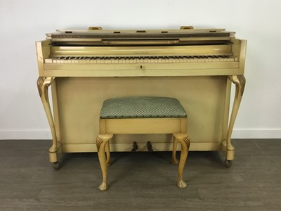 Lot 307 - A CREAM AND GILT PAINTED PIANO