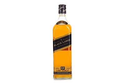 Lot 332 - JOHNNIE WALKER 12 YEAR OLD BLACK LABEL SIGNED BY ROBERT CARLYLE