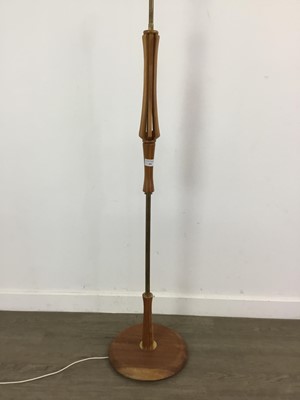 Lot 384 - A FLOOR STANDING LAMP OF MID-CENTURY DESIGN