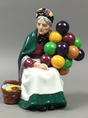 Lot 485 - A ROYAL DOULTON FIGURE OF 'THE OLD BALLOON SELLER' AND OTHERS