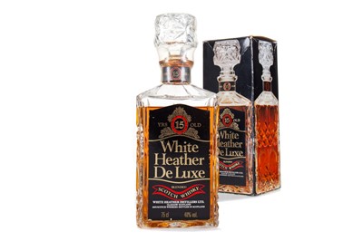 Lot 343 - WHITE HEATHER 15 YEAR OLD DELUXE DECANTER 75CL