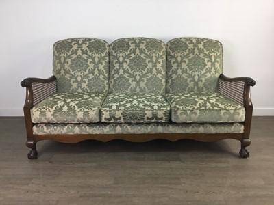 Lot 440 - A THREE PIECE BERGERE SUITE