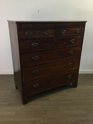 Lot 441 - A MAHOGANY CHEST OF DRAWERS