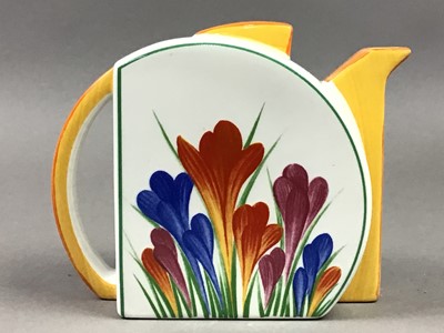 Lot 506 - A BRADFORD EXCHANGE 'CLARICE CLIFF' TEA SET FOR ONE AND A JAPANESE CHARGER