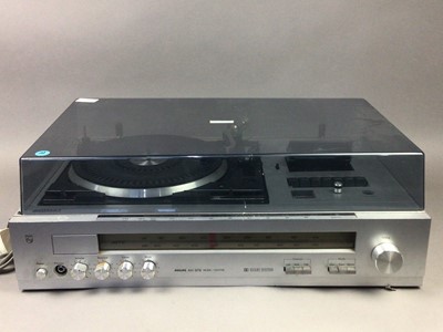 Lot 529 - A PHILIPS AH 979 MUSIC CENTRE