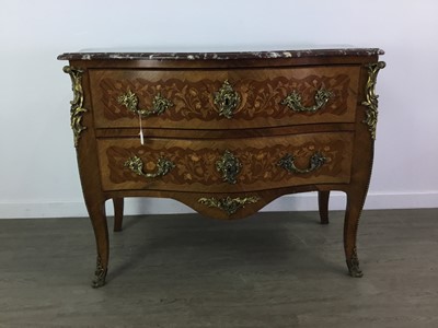 Lot 719 - A LATE 19TH/EARLY 20TH CENTURY FRENCH KINGWOOD MARQUETRY COMMODE