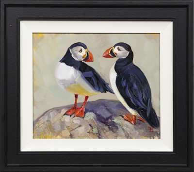 Lot 186 - PERFECT PUFFINS, AN OIL BY ZHANNA PECHUGINA