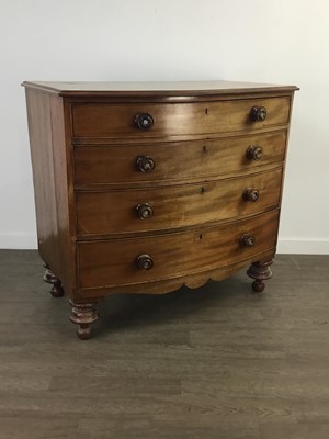 Lot 552 - AN EARLY VICTORIAN MAHOGANY BOW FRONT CHEST OF DRAWERS