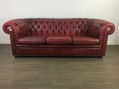 Lot 594 - A LEATHER CHESTERFIELD SETTEE